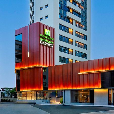 Holiday Inn Express Shanghai Jing'An Temple By Ihg Bagian luar foto