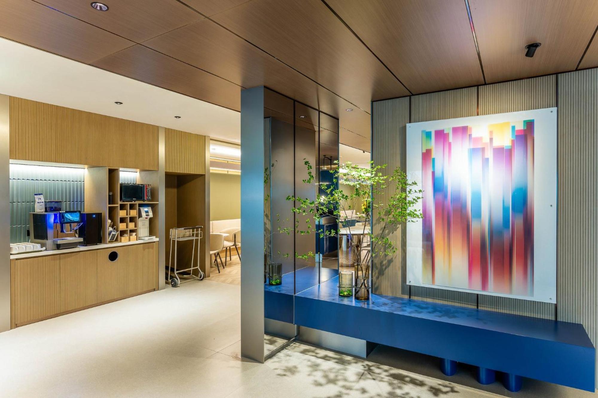 Holiday Inn Express Shanghai Jing'An Temple By Ihg Bagian luar foto