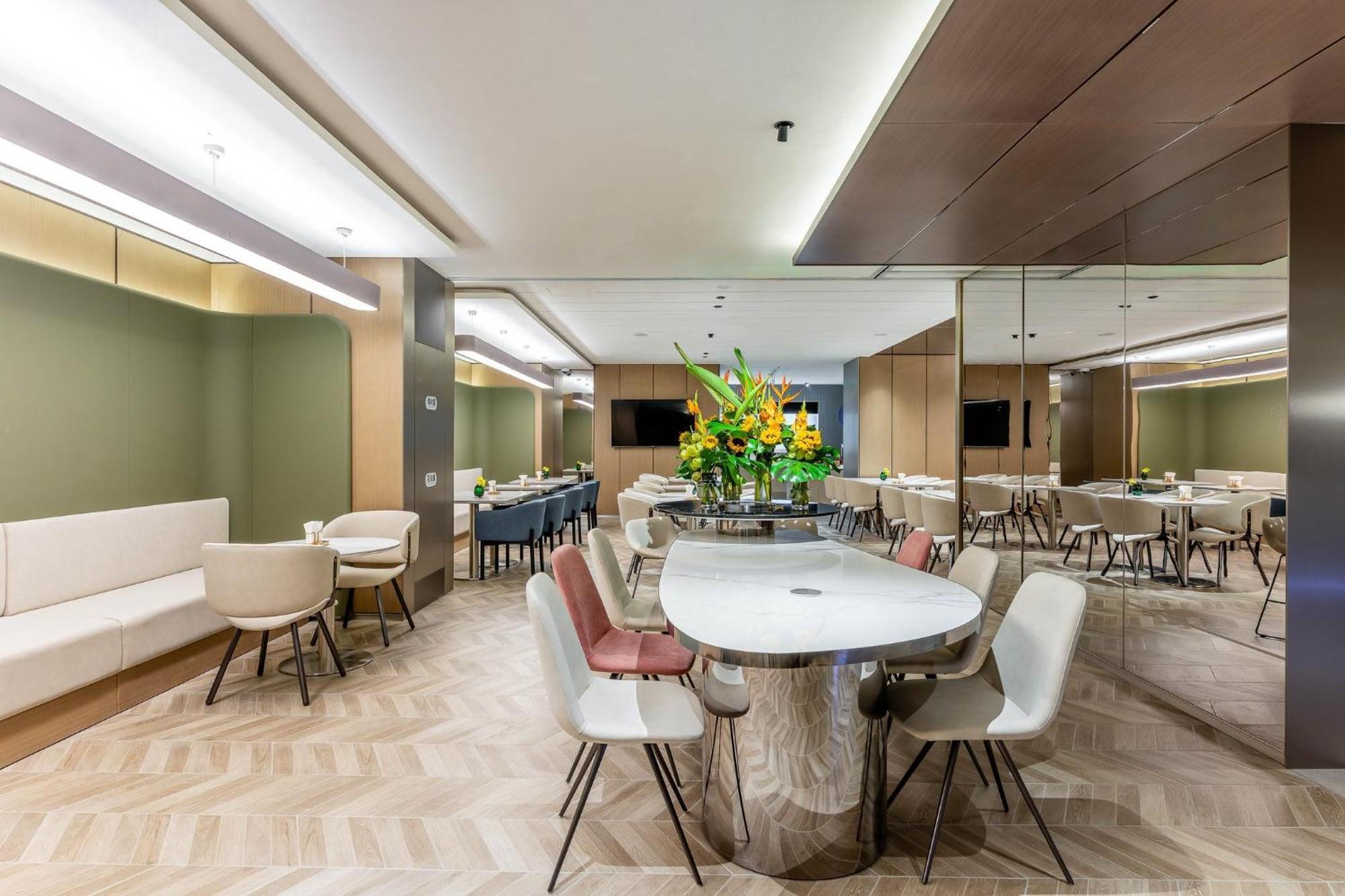 Holiday Inn Express Shanghai Jing'An Temple By Ihg Bagian luar foto