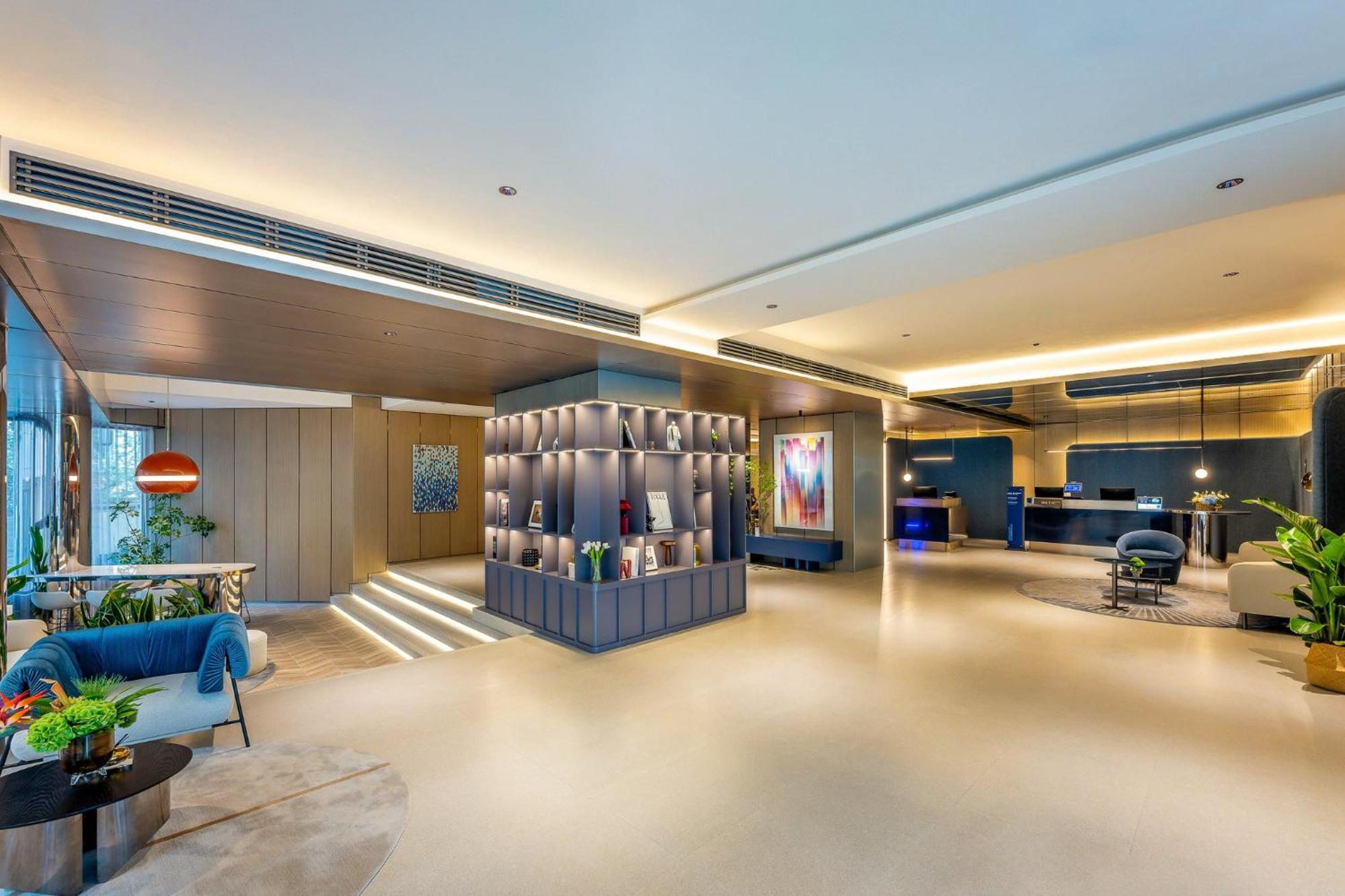 Holiday Inn Express Shanghai Jing'An Temple By Ihg Bagian luar foto