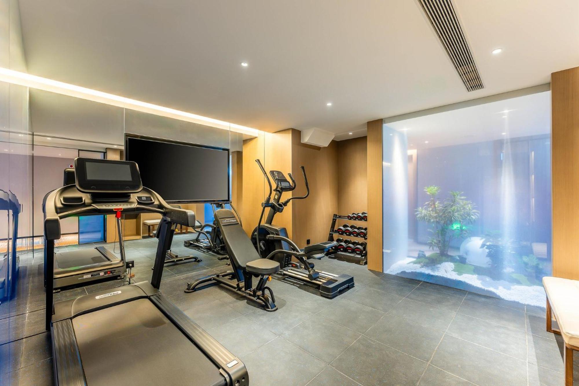 Holiday Inn Express Shanghai Jing'An Temple By Ihg Bagian luar foto